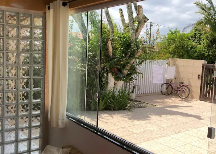 Casa Com Piscina Em Guaratuba