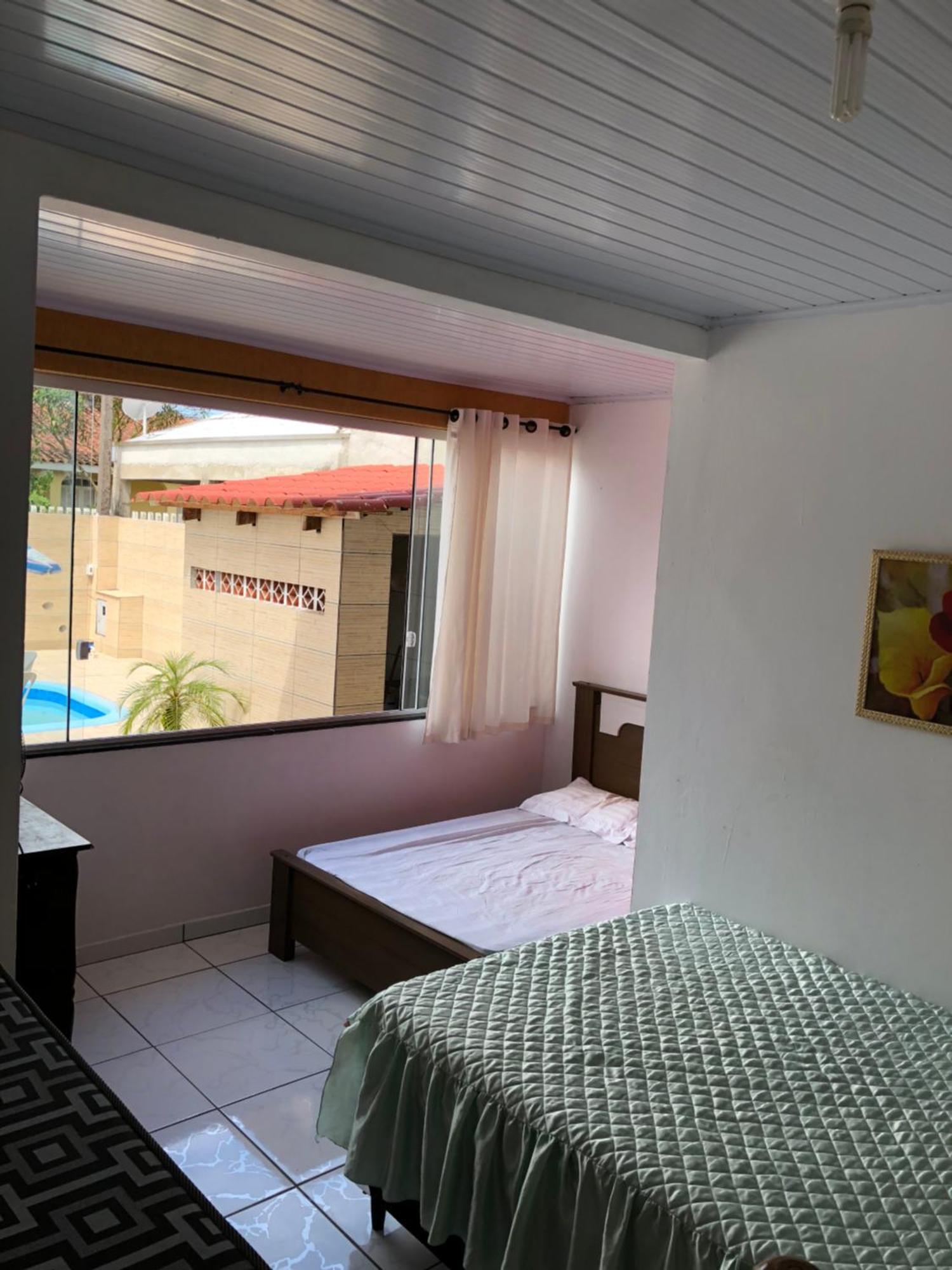 Casa Com Piscina Em 度假居 *